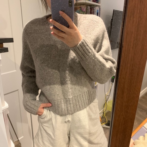 The Group By Babaton Day Off Sweater - Picture 3 of 3